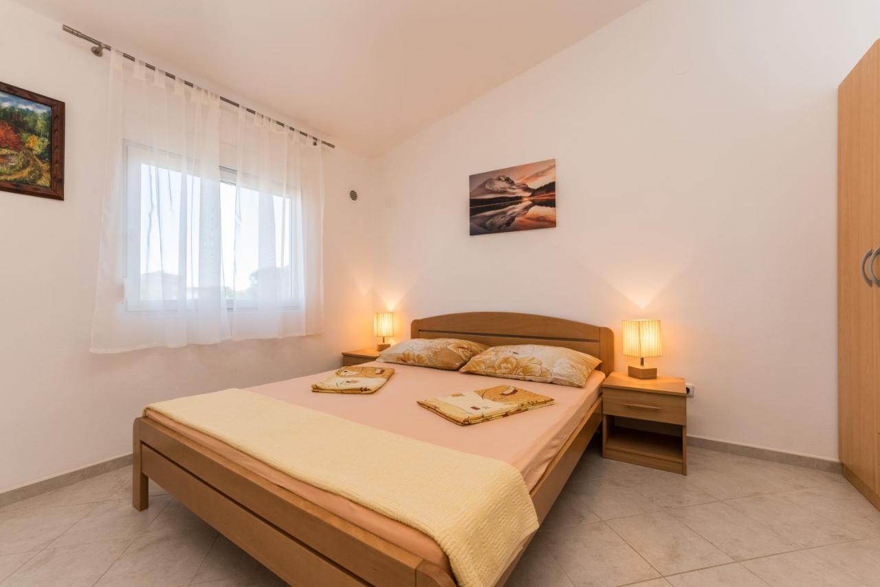Apartmani Zarko Vir Exterior foto